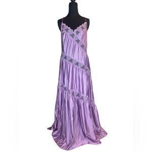 Vintage 70s Henson Kickernick Lavender Lace Maxi Nightgown Antron Nylon Boho M